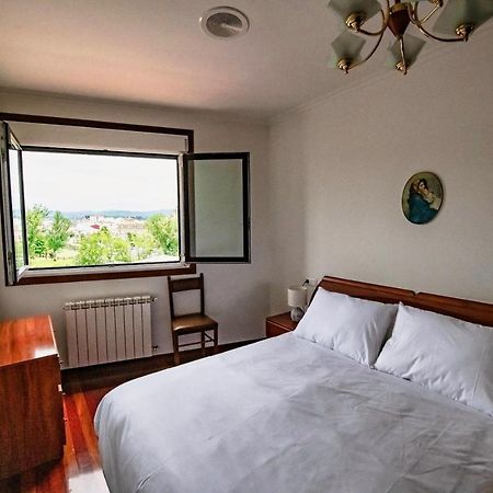 Apartamento Avelina Monforte De Lemos Exterior foto